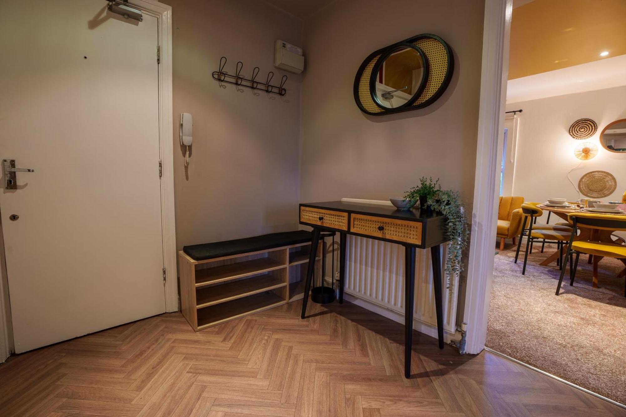 Stay With Airhgt @ Luxe Apartment In Central Harrogate Ngoại thất bức ảnh
