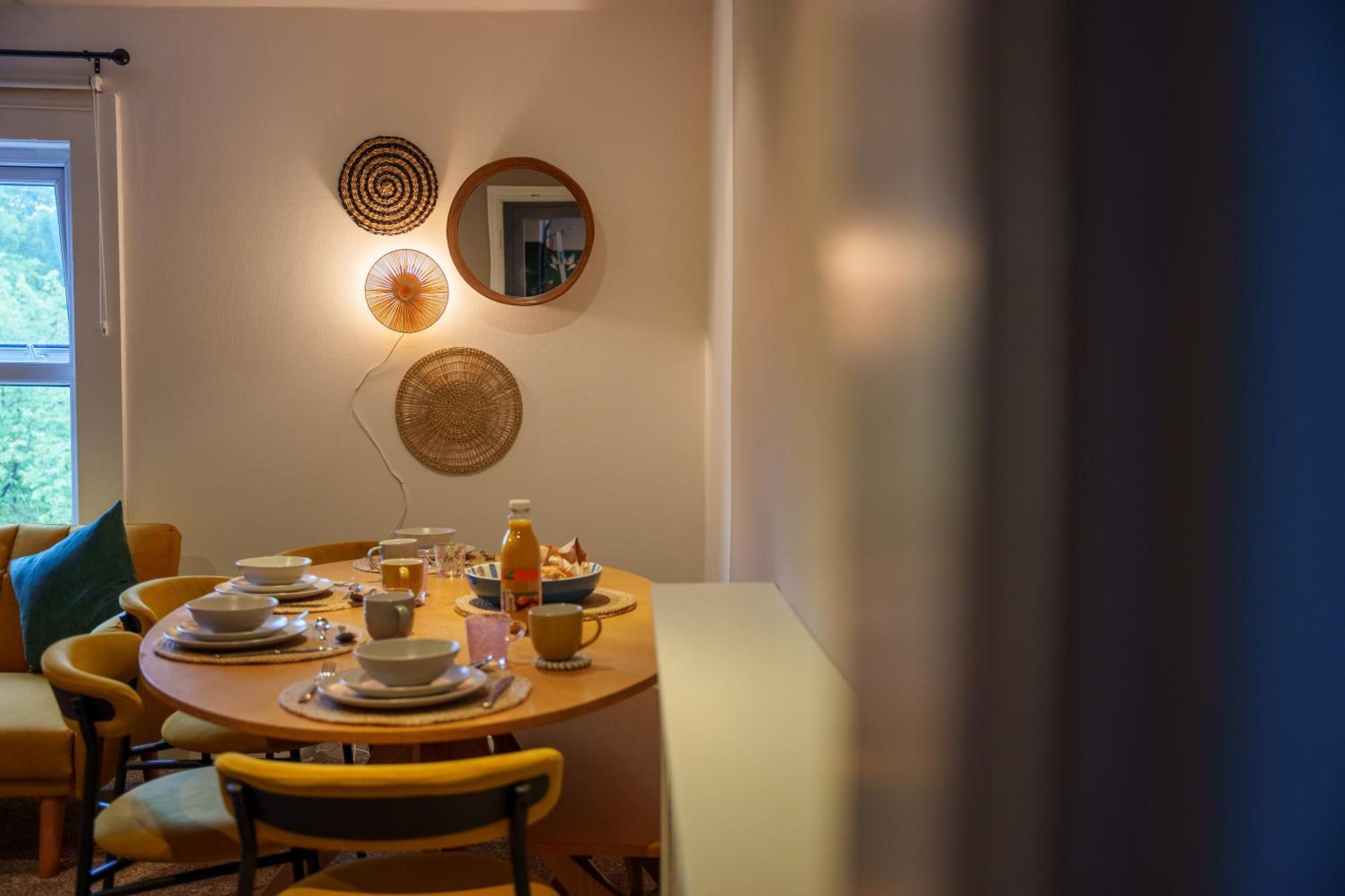 Stay With Airhgt @ Luxe Apartment In Central Harrogate Ngoại thất bức ảnh